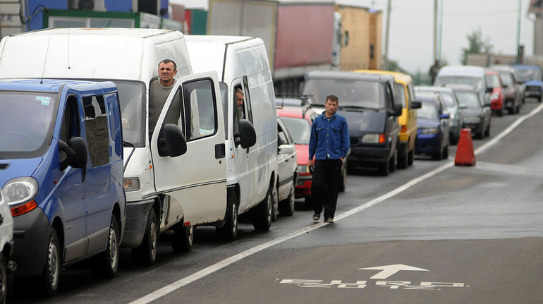 На кордоні з Молдовою не працюють деякі пункти пропуску через атаку РФ: які альтернативи
