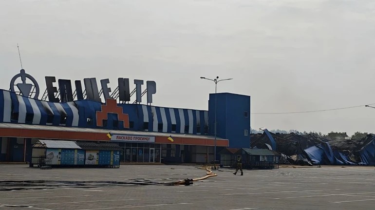 У Сумах ворог знищив Епіцентр