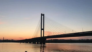 Удари по мостах Києва загрожують логістичним кошмаром для України – NYT