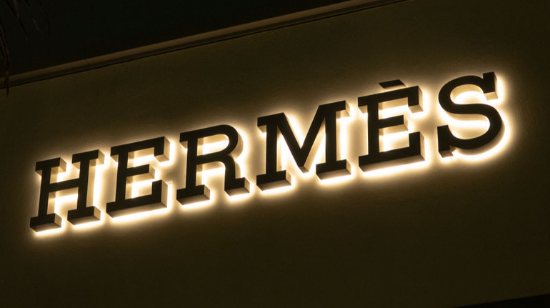 Hermes випередив LVMH і став найдорожчою люксовою компанією в світі