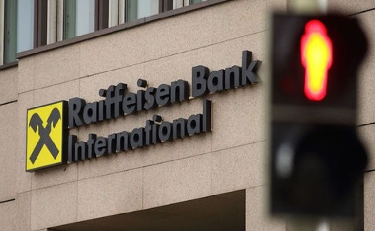 Raiffeisen Bank International знову відкладає плани щодо відокремлення бізнесу в РФ