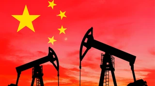 Китайские НПЗ хотят закупить нефть из Ирана из-за снижения цен - Reuters