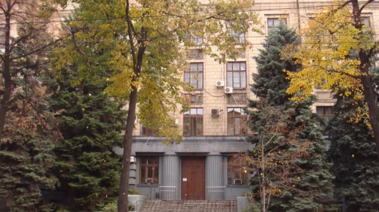 Єдиний в Європі у цій галузі: Фонд держмайна не зміг продати Інститут титану