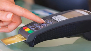 Нацбанк рассказал о среднем чеке при оплате картой