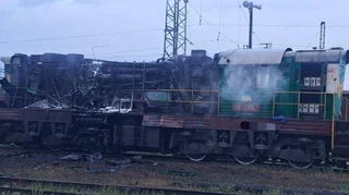 Враг ударил по железной дороге на Харьковщине: поврежден локомотив