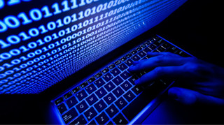 Под видом поддержки Facebook: украинцев предупредили о новой мошеннической схеме