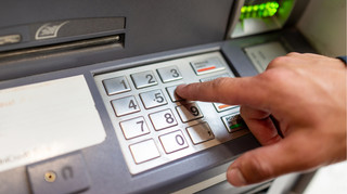 ШІ може з'їсти понад 200 тисяч банківських робочих місць у Європі