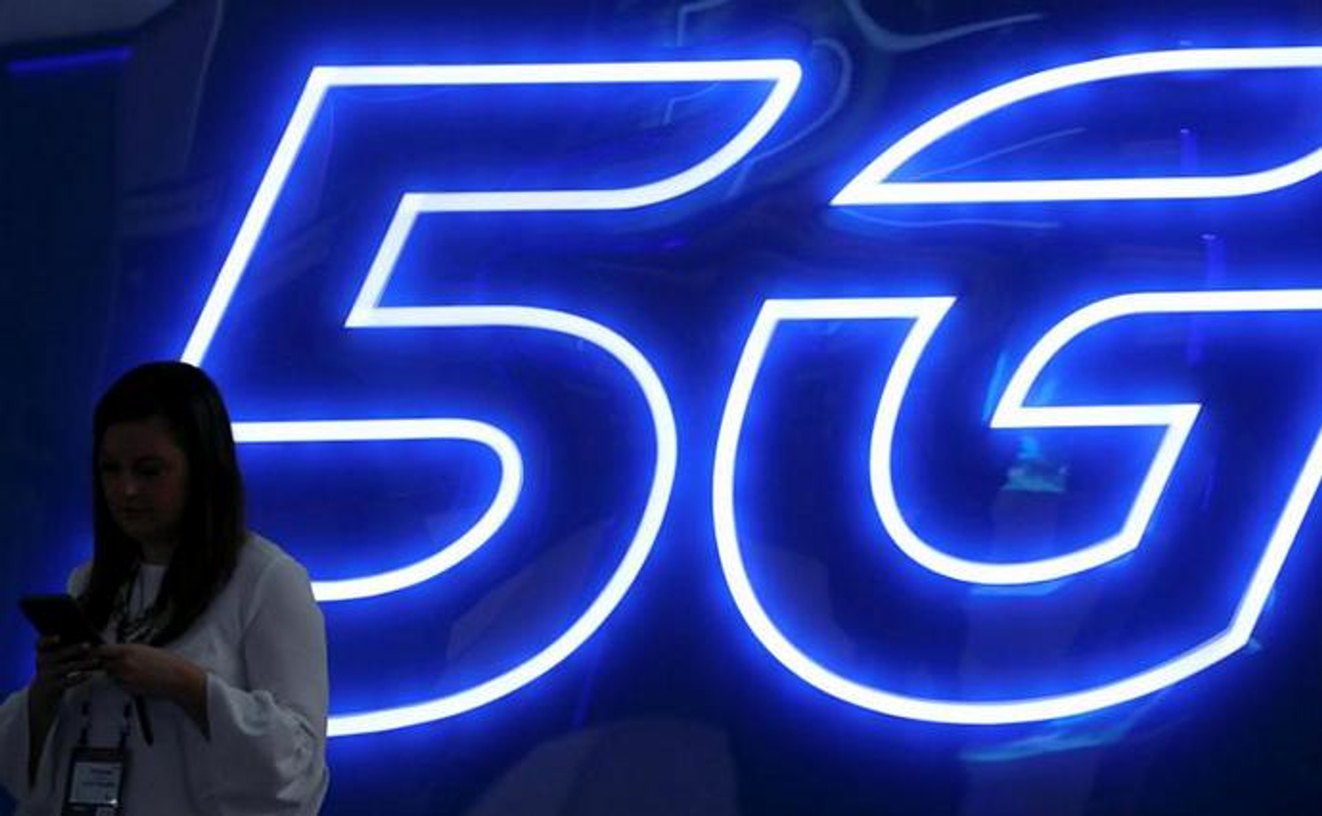 П'ять українських міфів про 5G