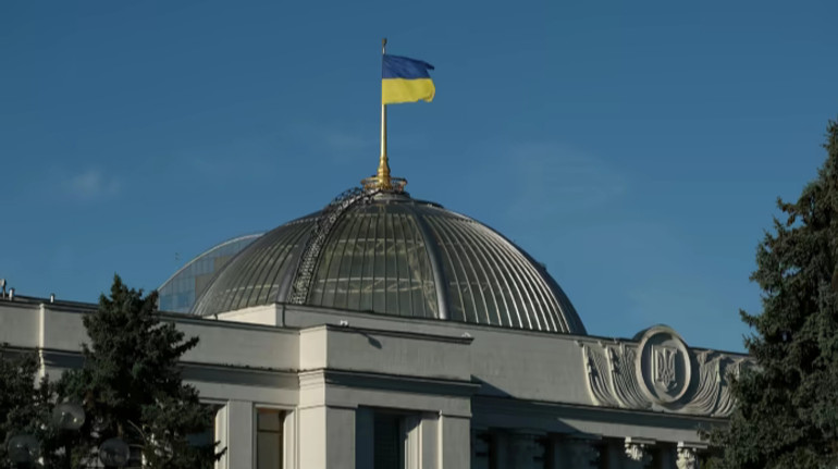 Рада приняла закон о возвращении независимости НАБУ и САП