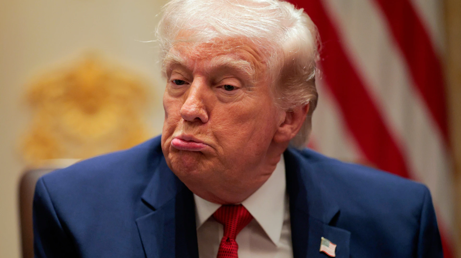 Гол в свои ворота: таможенную войну Трампа оплачивают американцы