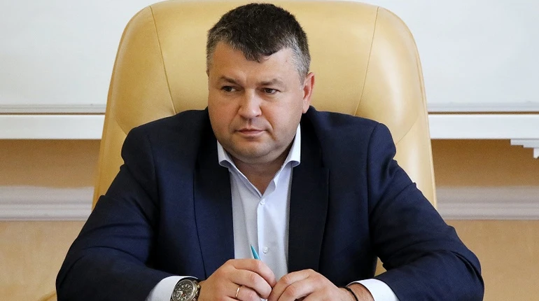 Власенко вновь стал главой НКРЭКП: предшественник пробыл на этом посту 2 недели