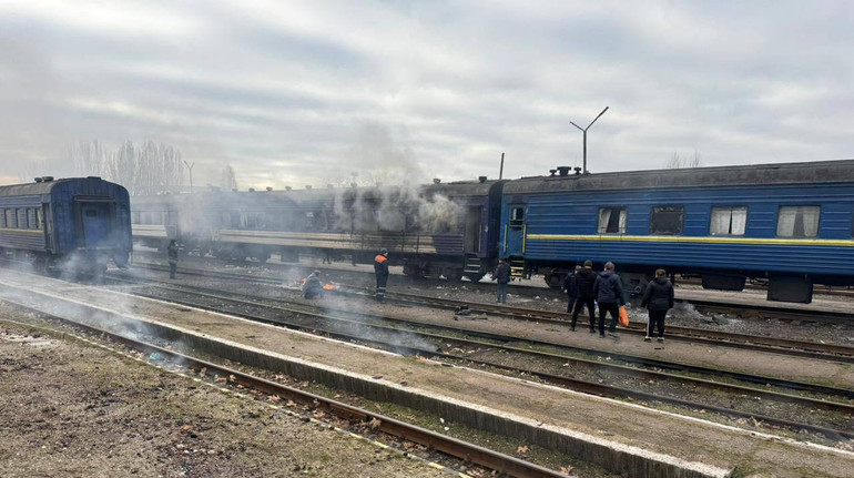 Ворог посилив атаки по залізниці: за березень наніс 18 ударів