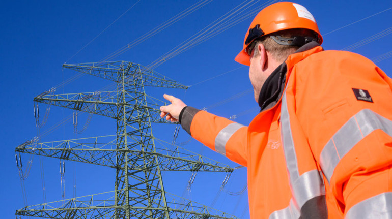 На Николаевщине из-за обледенения фиксируют аварийные отключения света