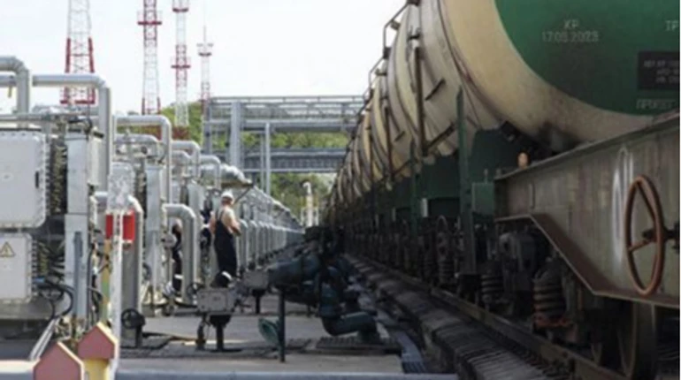 Наслідки війни в Ірані: Єврокомісія закликала готуватися до тривалих перебоїв на енергоринках