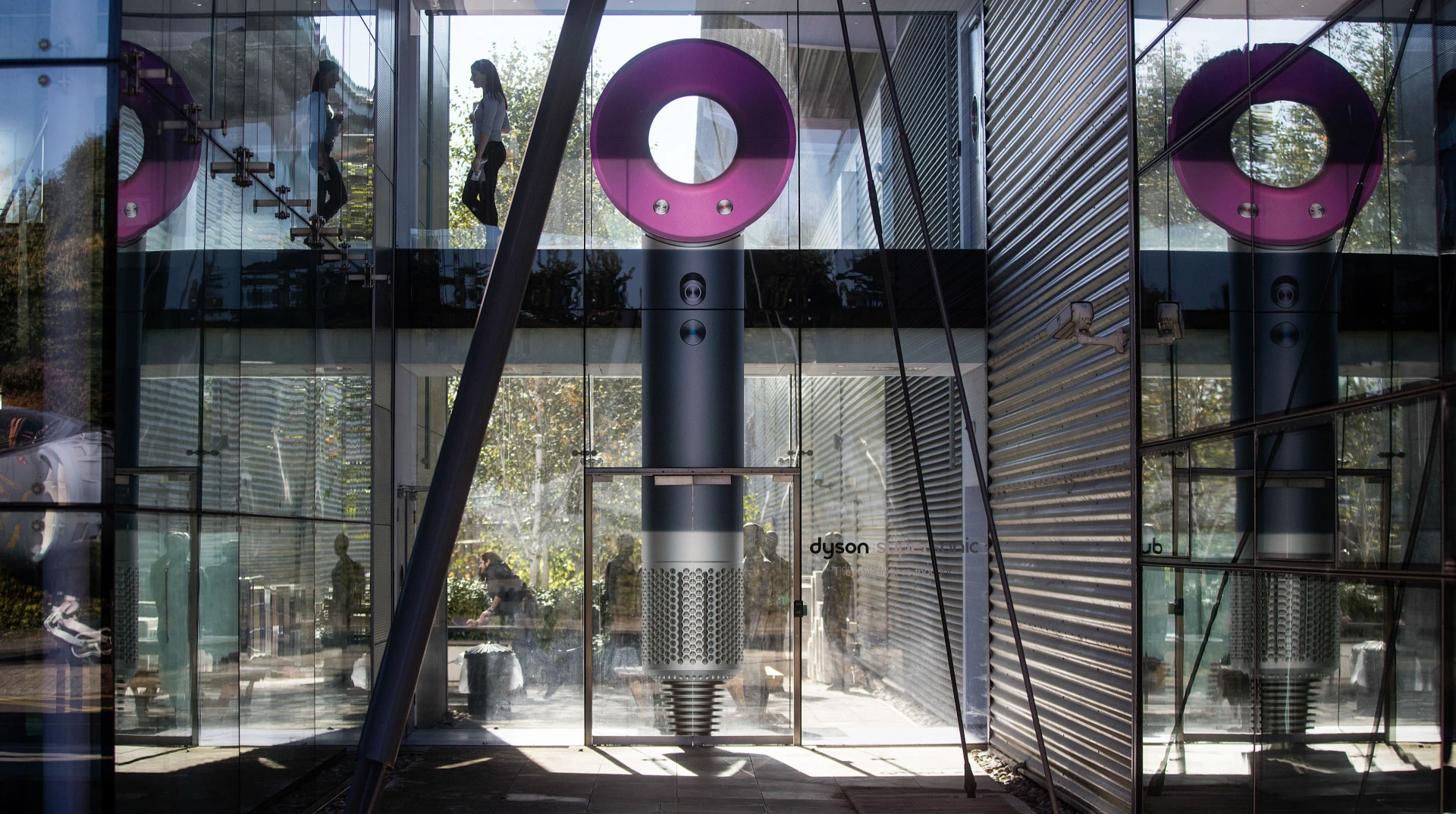 Історія, яка затягує: як Dyson стала багатомільярдною імперією інновацій