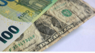 Нацбанк показав, яким буде курс долара і євро у середу 22 жовтня