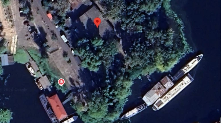 Суд приказал снести самовольное строительство на берегу Днепра в Киеве