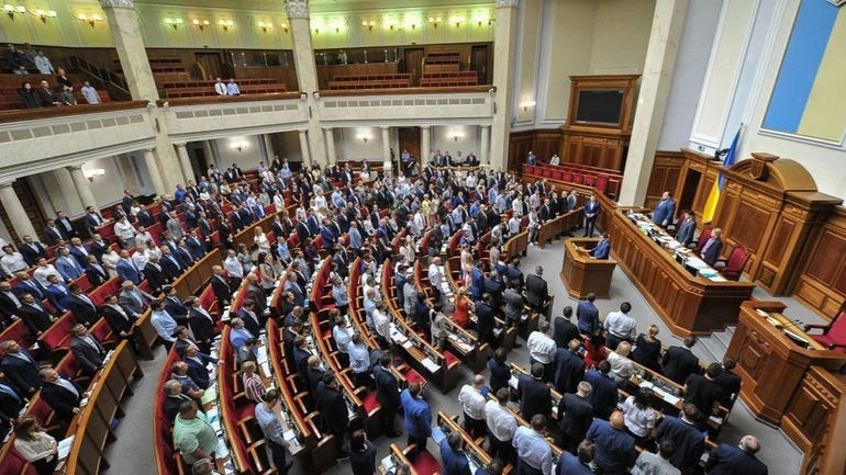 Рада наступного тижня знову спробує проголосувати за податок на посилки – Гетманцев