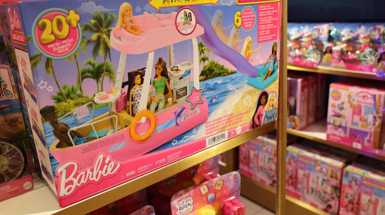 Производитель Barbie планирует выпустить первую игрушку на базе ИИ