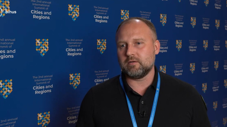 Голова фінрозвідки на тлі Мідаса й інших скандалів проводив час у закордонних відрядженнях – ЗМІ