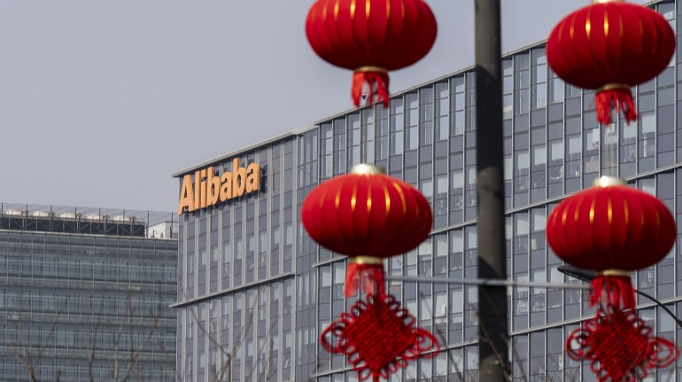 Акции Alibaba подскочили на 14% после обещания агрессивно инвестировать в искусственный интеллект