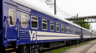Укрзалізниця запустила продаж онлайн-квитків на приміські поїзди