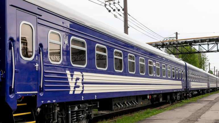 Укрзалізниця запустила продаж онлайн-квитків на приміські поїзди