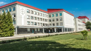 Росіяни атакували Борщагівский завод ліків у Києві