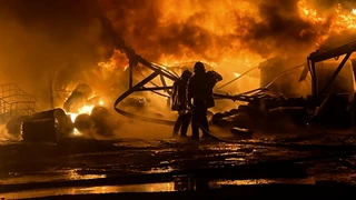 Россияне полностью уничтожили завод по производству смазочных материалов в Киевской области