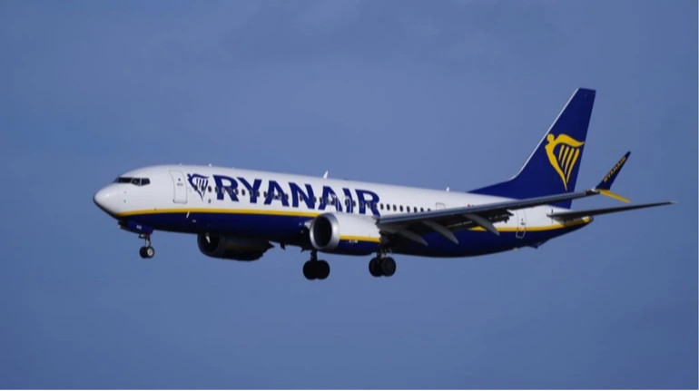 В Украине создали рабочую группу для возобновления работы аэропортов