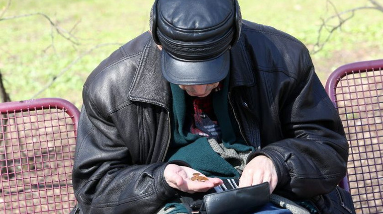 Третина росіян скаржиться, що не вистачає грошей на їжу – СЗРУ