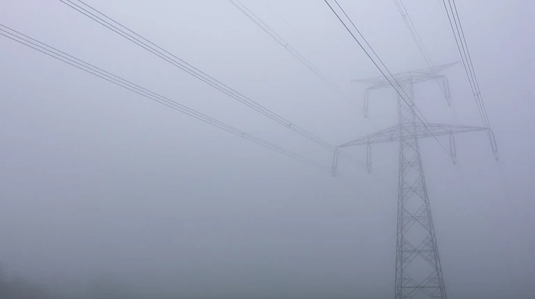 В семи областях частично нет света в результате атак РФ, в 700 населенных пунктах – из-за непогоды