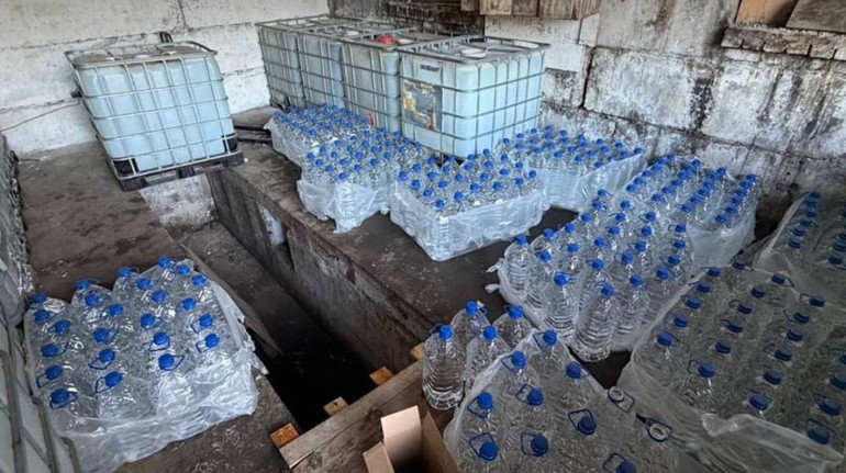 В Києві ліквідували два підпільні виробництва алкоголю