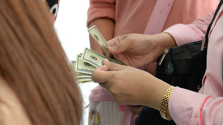 Українці торік отримали грошових переказів на 8 мільярдів доларів