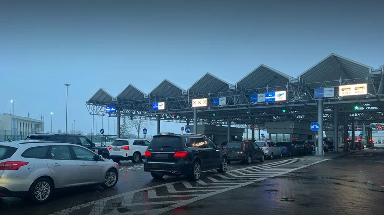 В Одесской области запустят систему еЧерги для легковых автомобилей — Кулеба