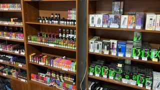 Тіньові електронні сигарети: правоохоронці викрили масштабну схему