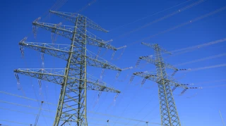 Через ворожі обстріли та негоду є знеструмлення в шести областях