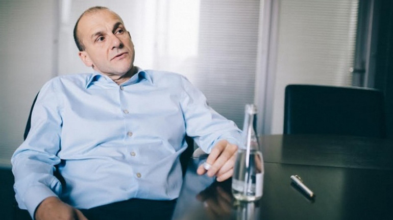 Фирмы подсанкционного олигарха продолжают поставлять электроэнергию для госучреждений