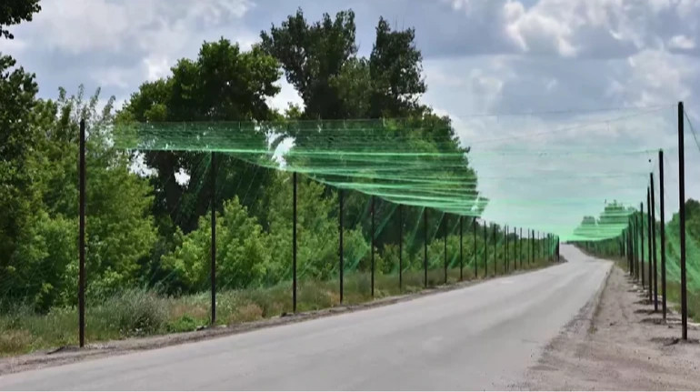 Антидронові сітки на дорогах: тепер їх встановлюватиме Агентство відновлення