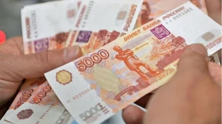 В России запретили вывоз крупных сумм рублей в соседние страны