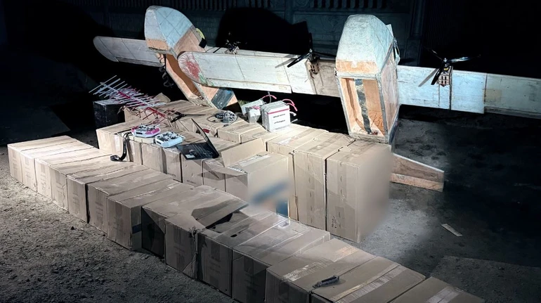 Доставка сигарет беспилотниками в Румынию: на Буковине разоблачили незаконную схему