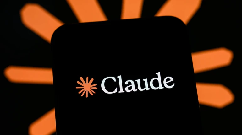 Goldman Sachs заборонив банкірам у Гонконзі користуватися Claude, яки заблокований у КНР