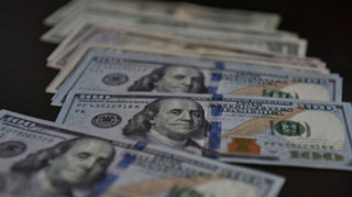 За тиждень Нацбанк продав 608 мільйон доларів