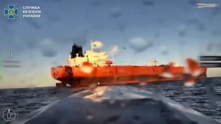 Дроны СБУ поразили два танкера теневого флота РФ в Черном море