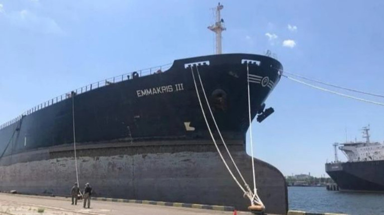 Арестованное российское судно EMMAKRIS III пытались похитить