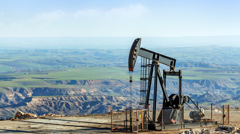 США разрешили Индии купить часть нефти РФ пока воюют с Ираном