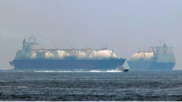 Почти полгода в море: РФ с трудом доставила свой газ в Китай