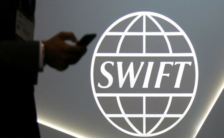 МЗС: країни Заходу погодилися відключити Росію від SWIFT