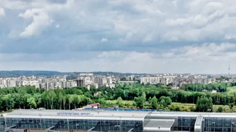 Преступление: Садовый раскритиковал подписанный во Львове меморандум о развитии аэропорта