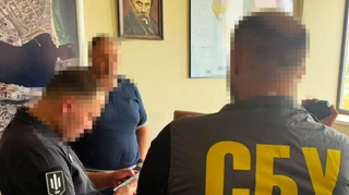 Посадовця Чорноморського порту викрили на хабарі